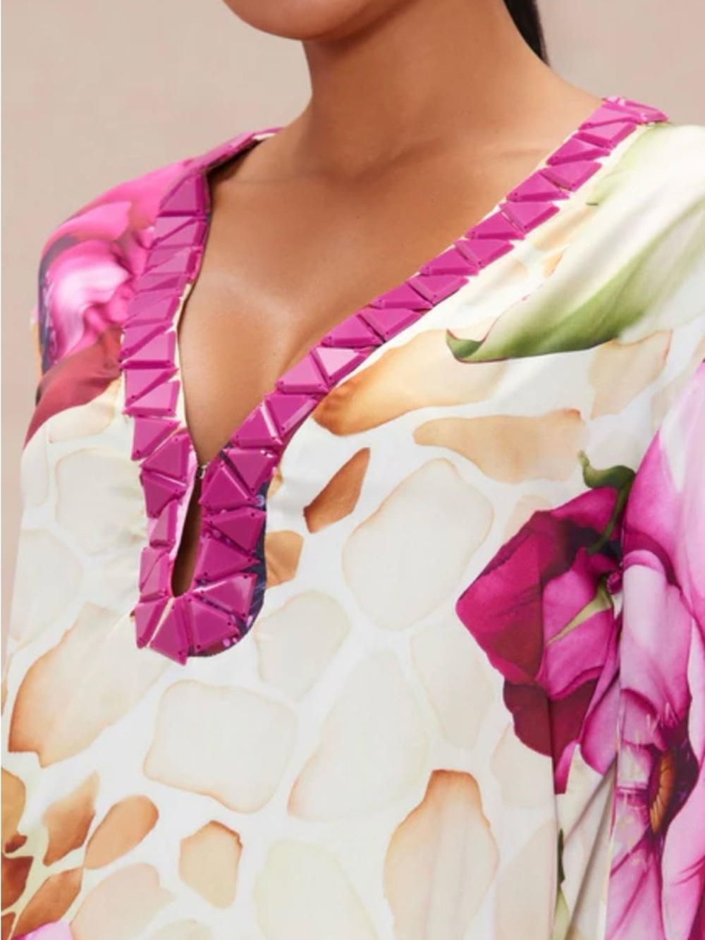 Floral V-Neck Maxi Dress in Pink and Cream - Picture 3 of 7